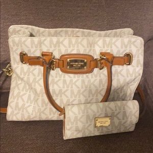 MICHAEL KORS purse with Wallet